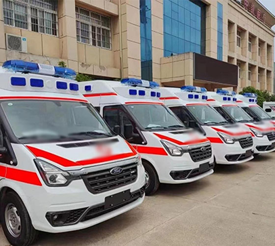 托克逊县服务车队展示