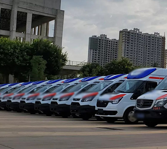 托克逊县服务车队展示